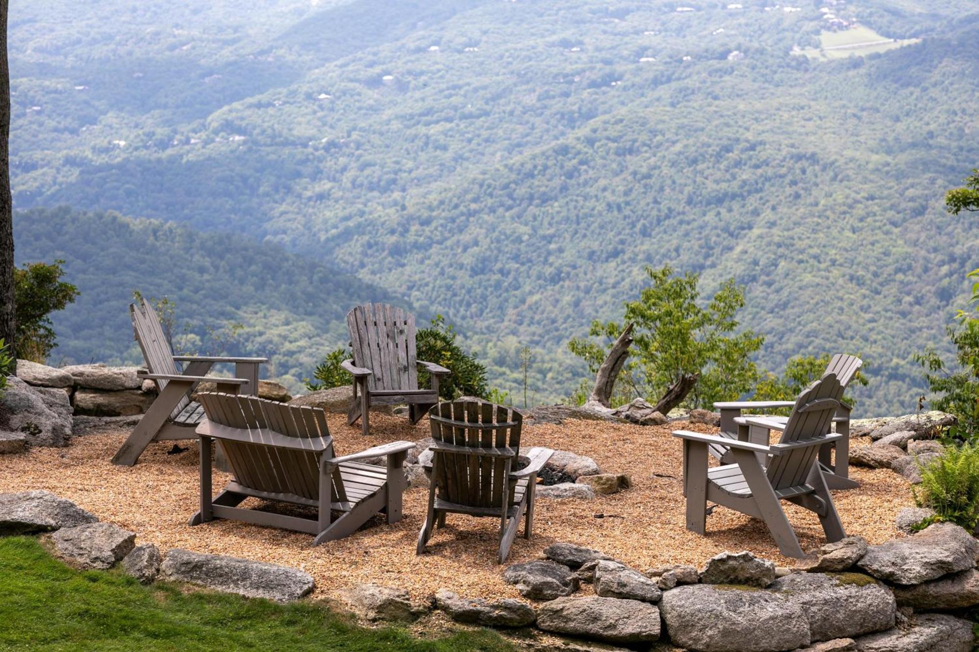 The Outside Inn At Eagles Nest Banner Elk Exterior foto