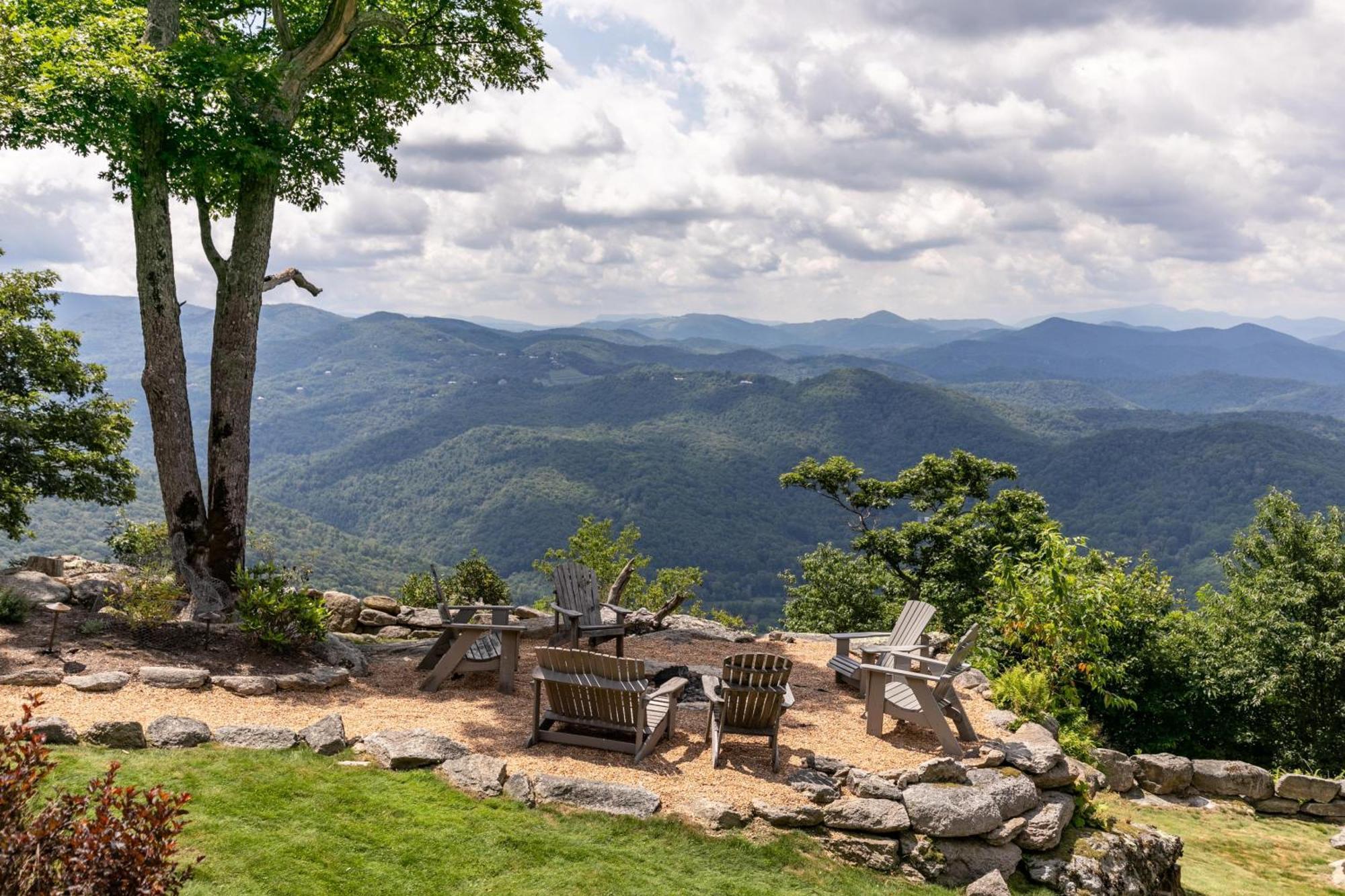 The Outside Inn At Eagles Nest Banner Elk Exterior foto